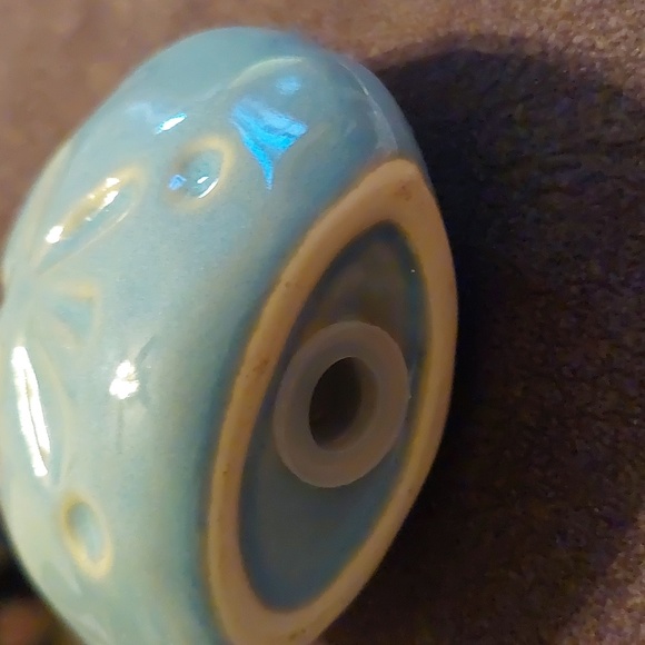 Cracker Barrel Beach Seashell & Sand Dollar Stoneware Salt and Pepper Set - Picture 3 of 8